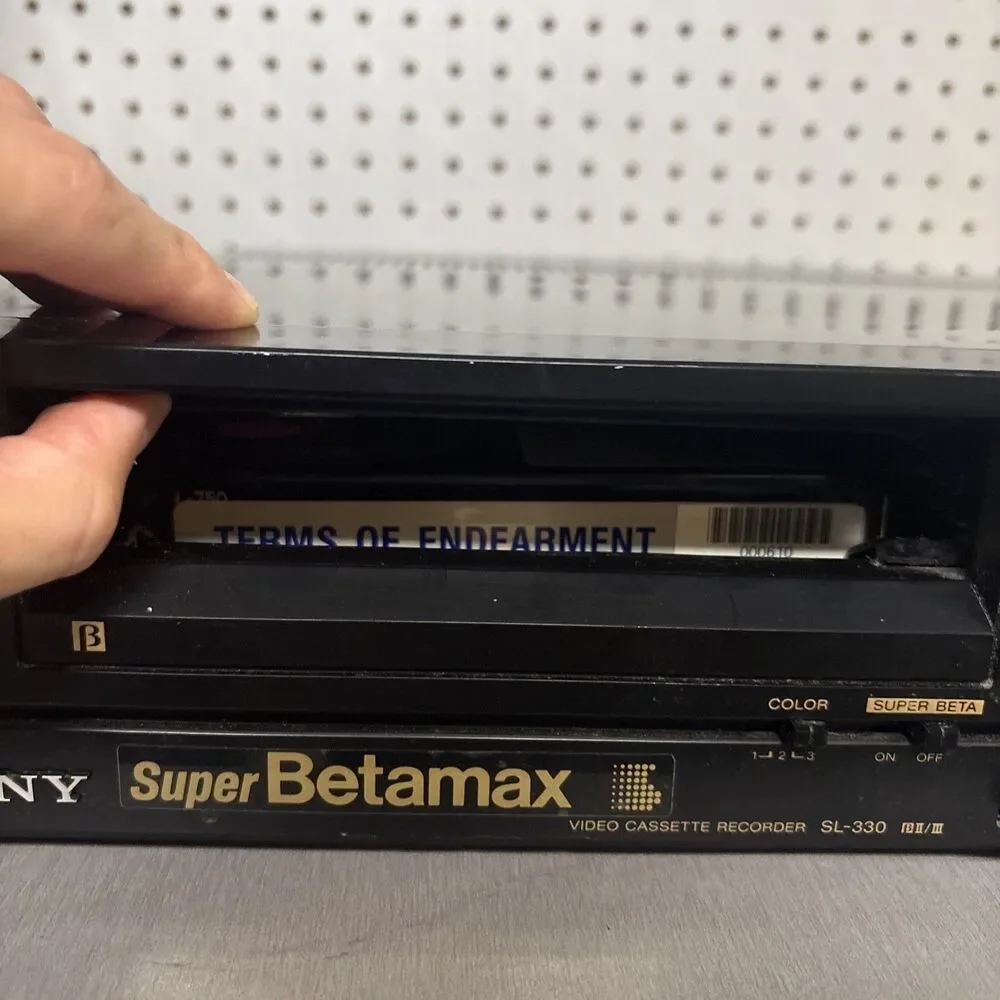 Sony Super BETAMAX SL-330 VCR No Remote Black For Parts